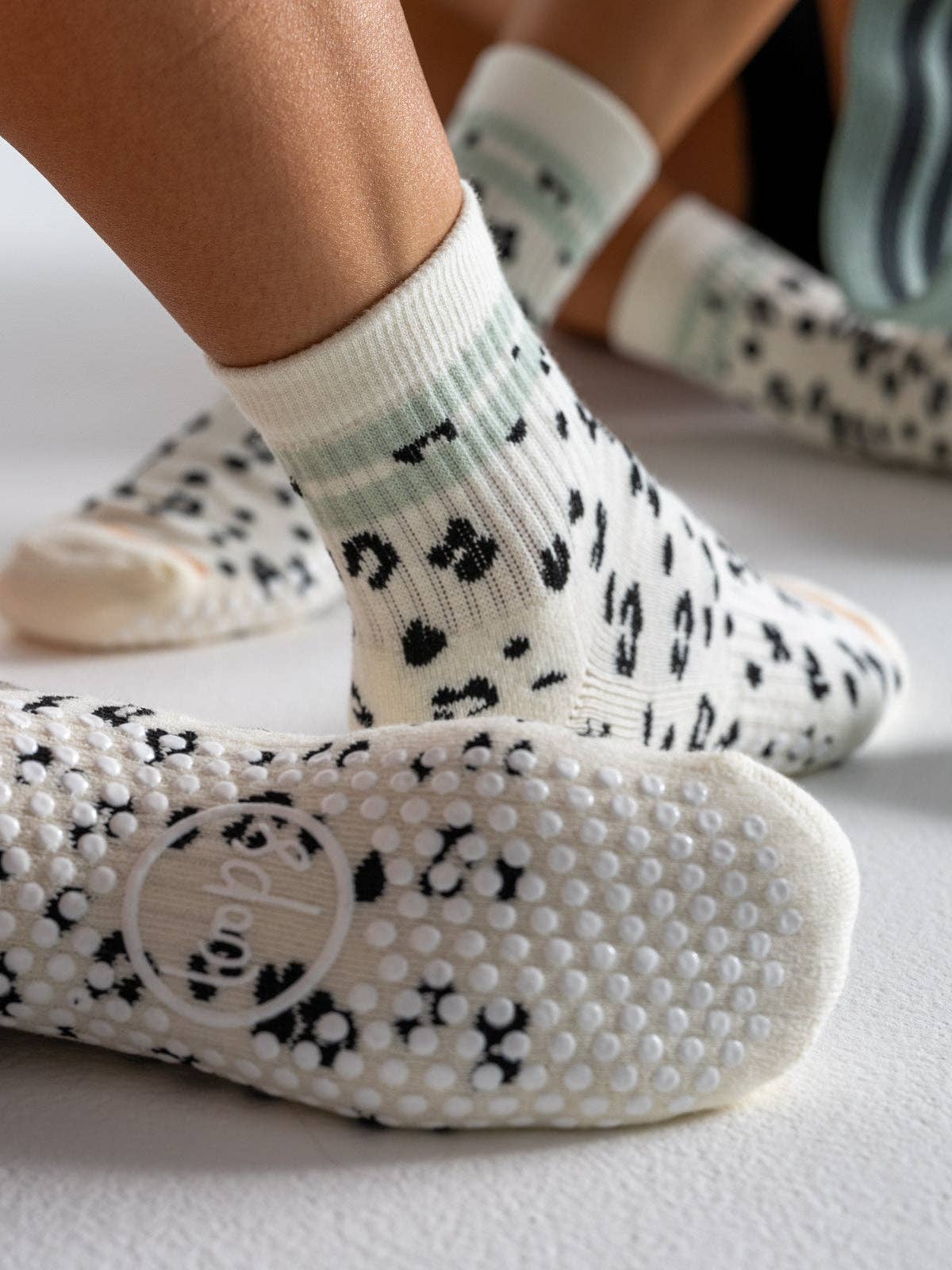 Quarter Socks - Animal Print Black