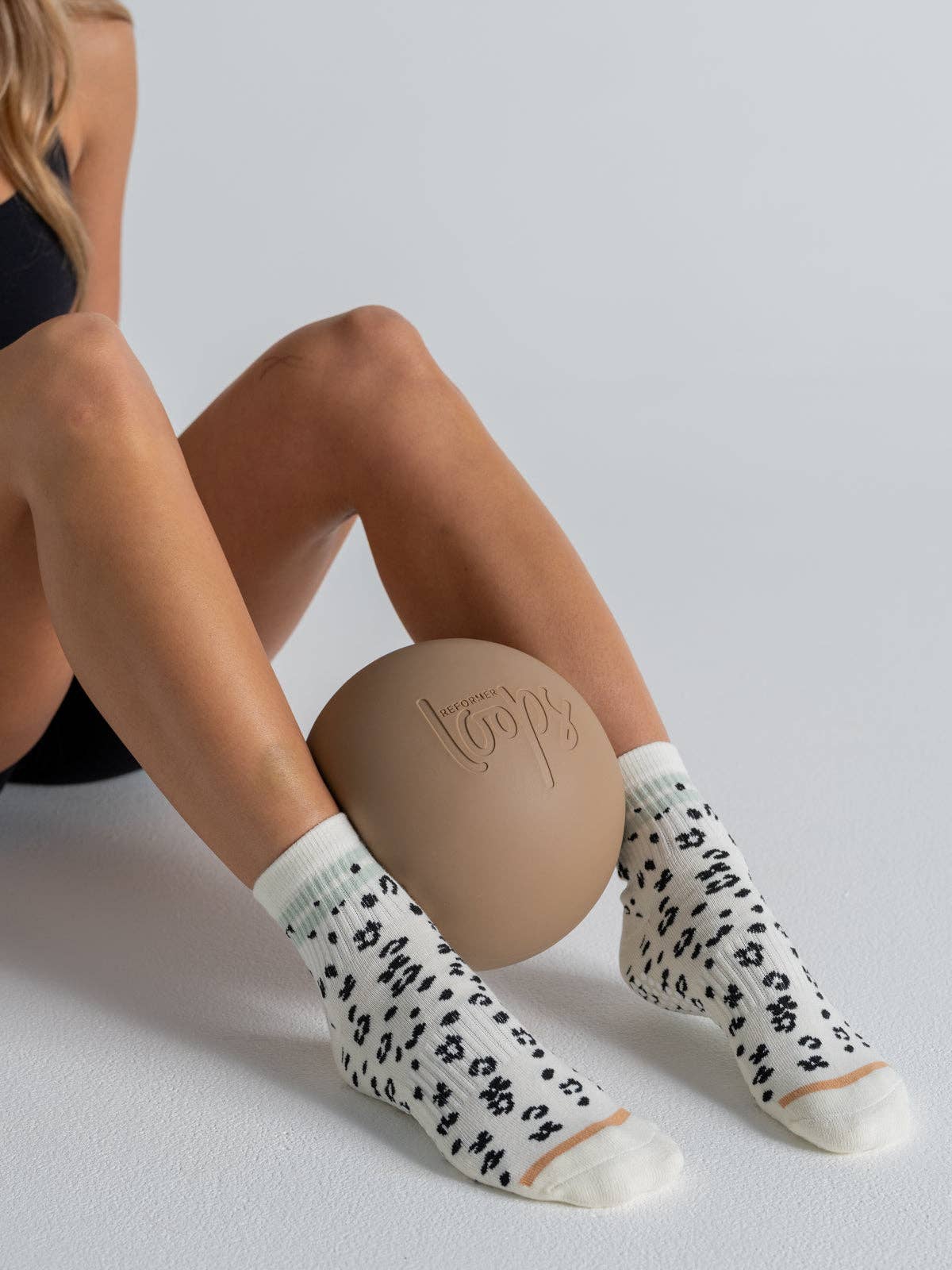 Quarter Socks - Animal Print Black